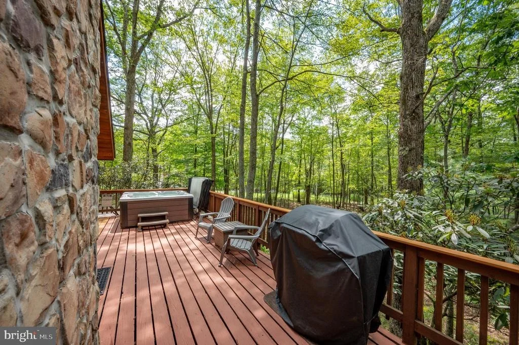 Photo of 61 FREDERICK CIRCLE
