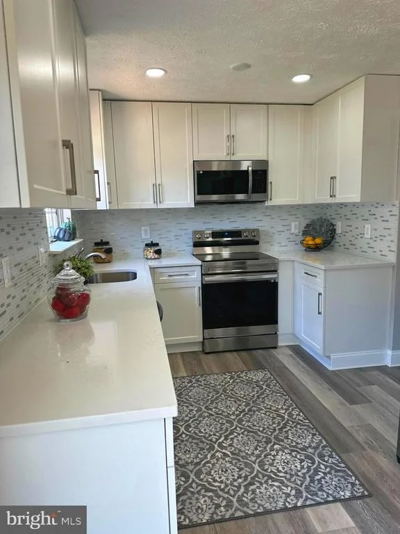Photo of 7814 OUTING AVENUE