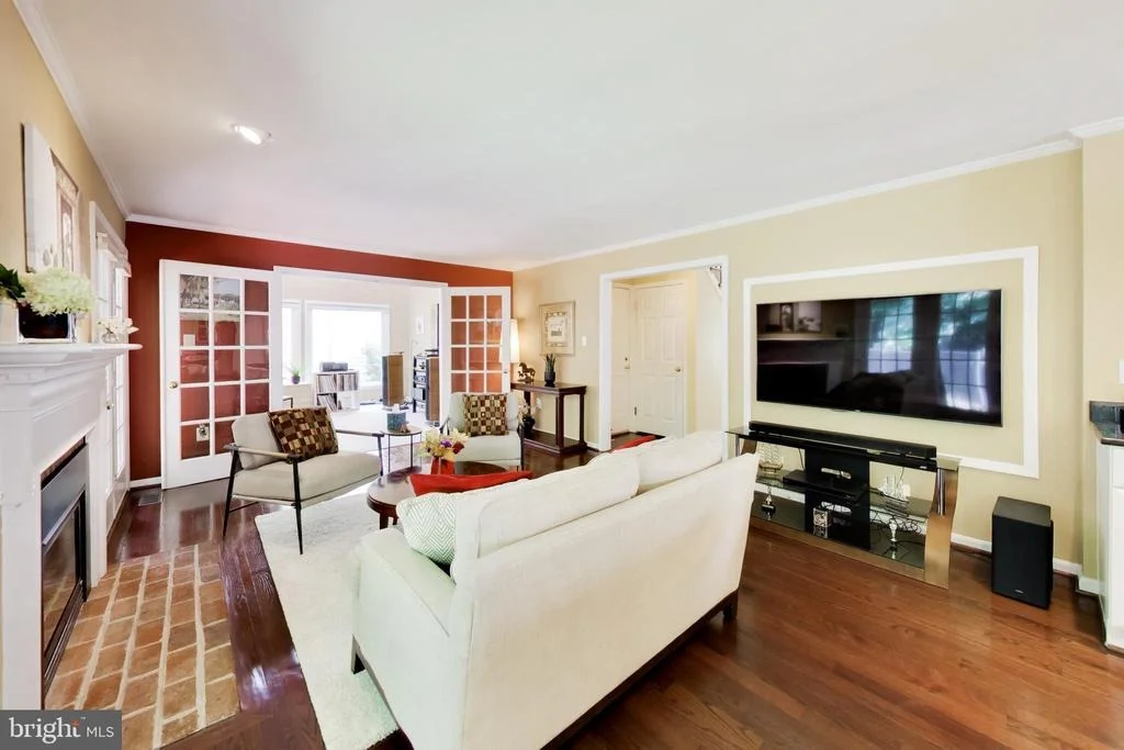 Photo of 435 UPSHIRE CIRCLE