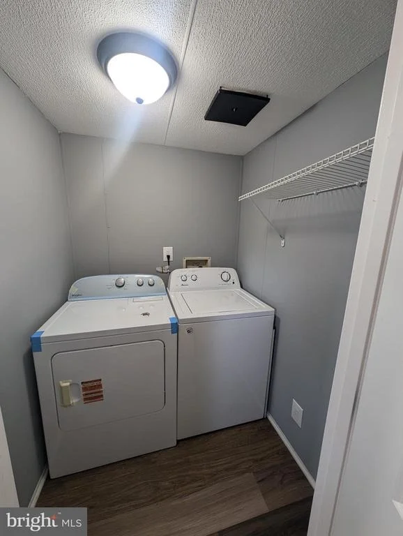 Photo of 230 POCLAIN