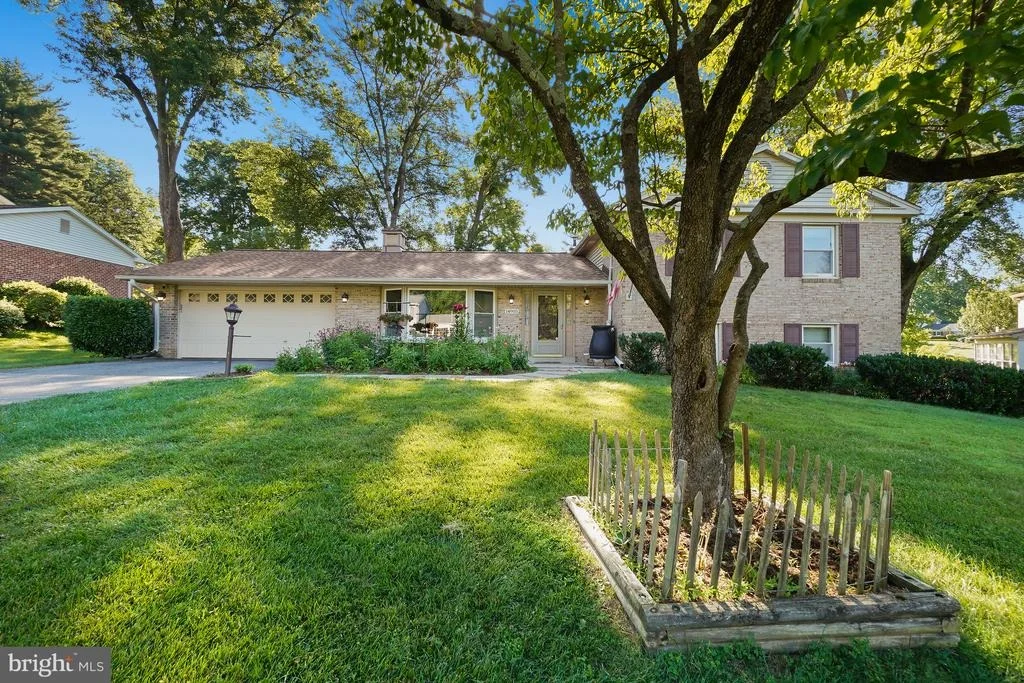 Photo of 14905 COBBLESTONE DRIVE