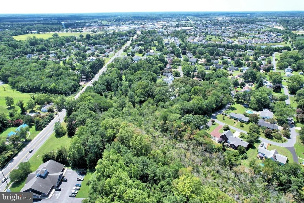 Photo of 1401 SAVANNAH ROAD