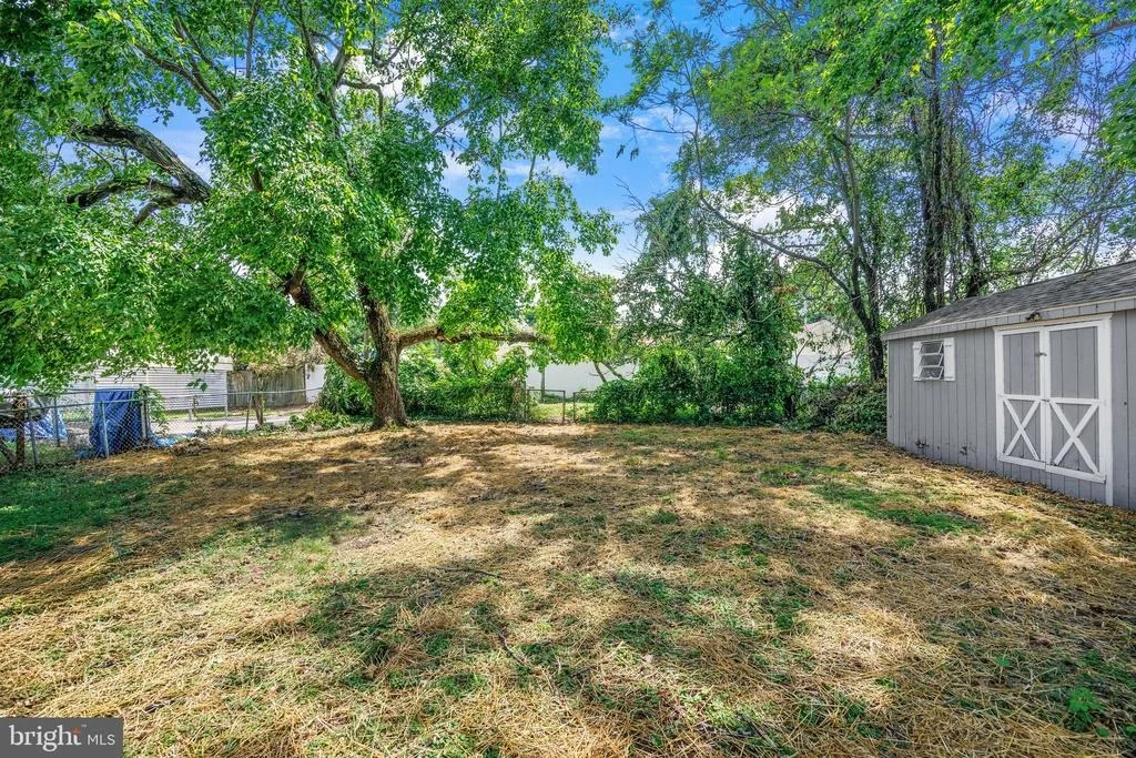 Photo of 1561 EFFORD ROAD