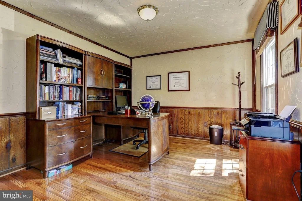 Photo of 15005 WELLWOOD ROAD
