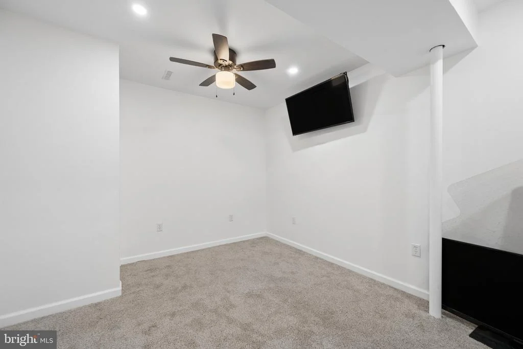 Photo of 10421 ROSEMONT DRIVE