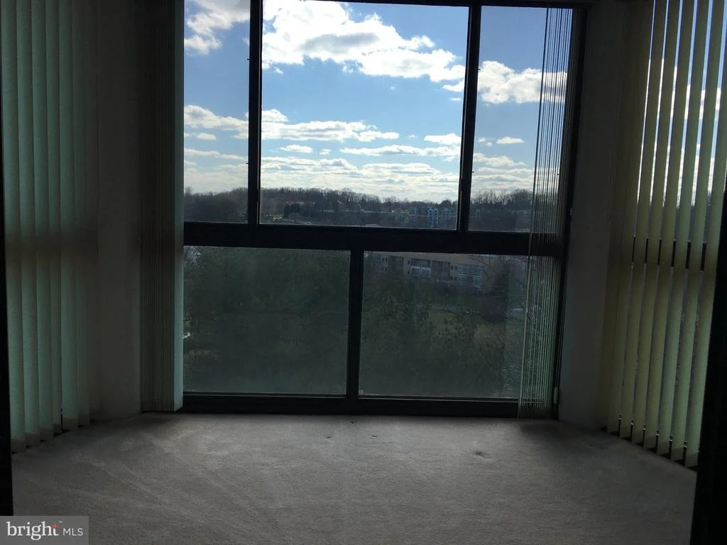 Photo of Unit 3810 at 15115 INTERLACHEN DRIVE