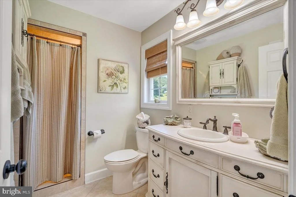 Photo of 2170 LONE IVY ROAD
