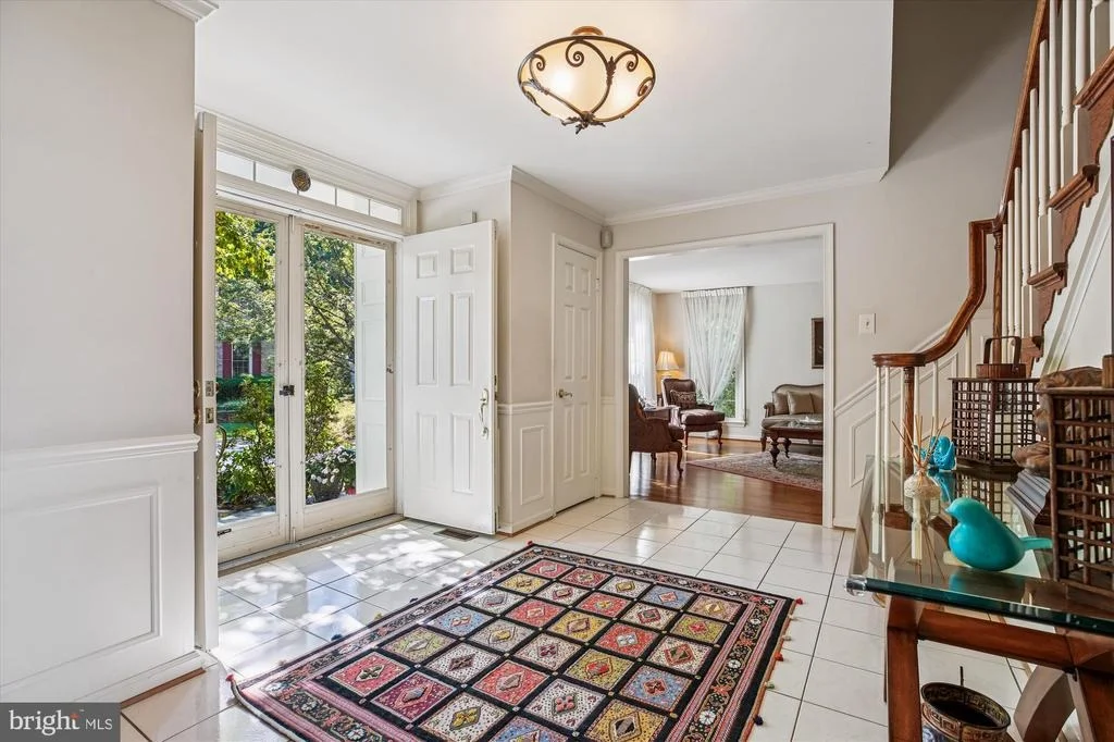 Photo of 9537 FOX HOLLOW