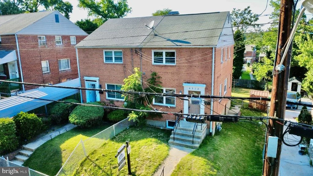 Photo of 6212 CARTERS LANE