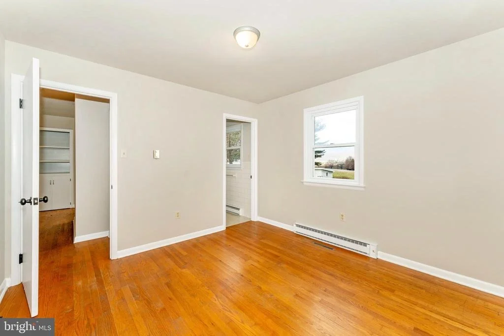 Photo of 6438 BROAD RUN ROAD