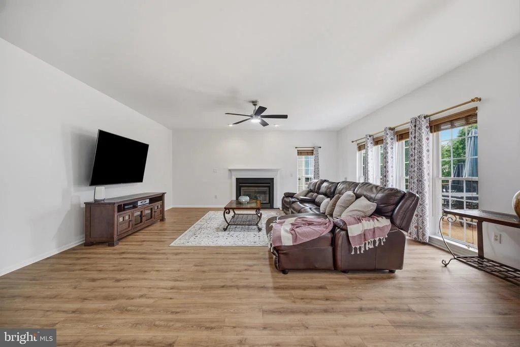 Photo of 2416 VALLEY BROOK LANE