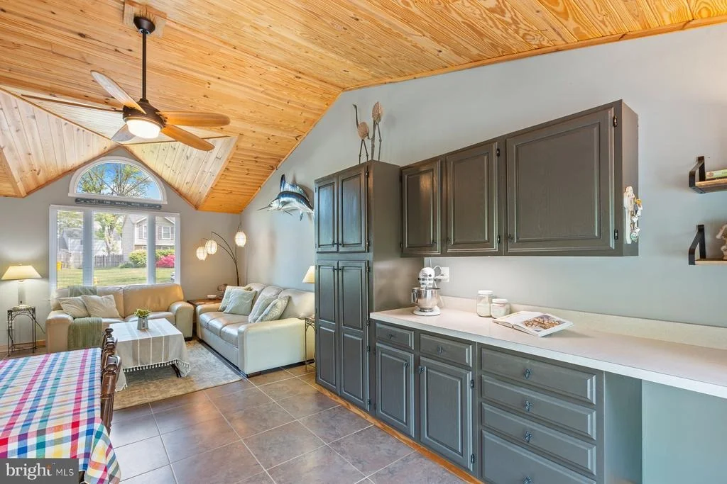 Photo of 1437 FAIRBANKS DRIVE