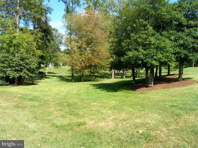 Photo of Unit 4501 at 15100 INTERLACHEN DRIVE