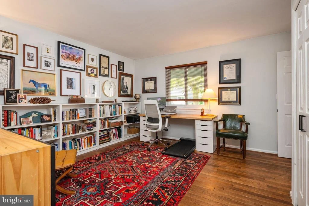 Photo of 237 CHATHAM LANE