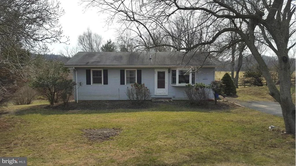 Photo of 20015 BUCKLODGE ROAD