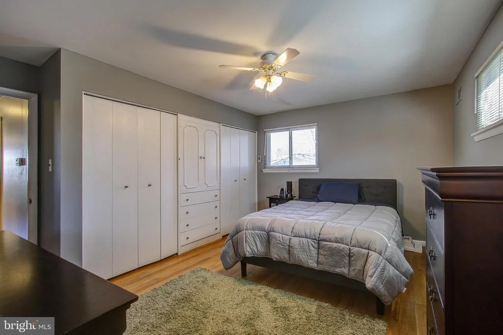 Photo of 906 LAMBERTON DRIVE