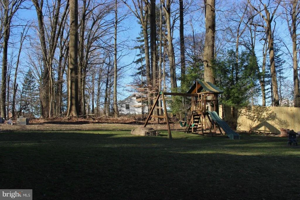Photo of 2008 NORVALE ROAD