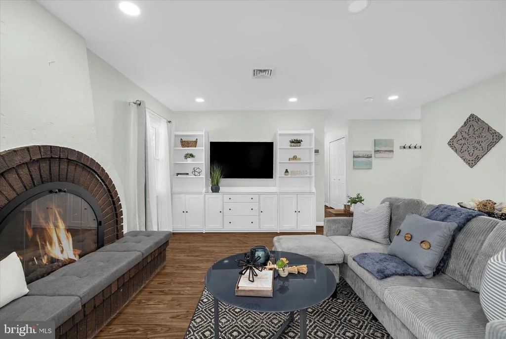 Photo of 3512 MABANK LANE