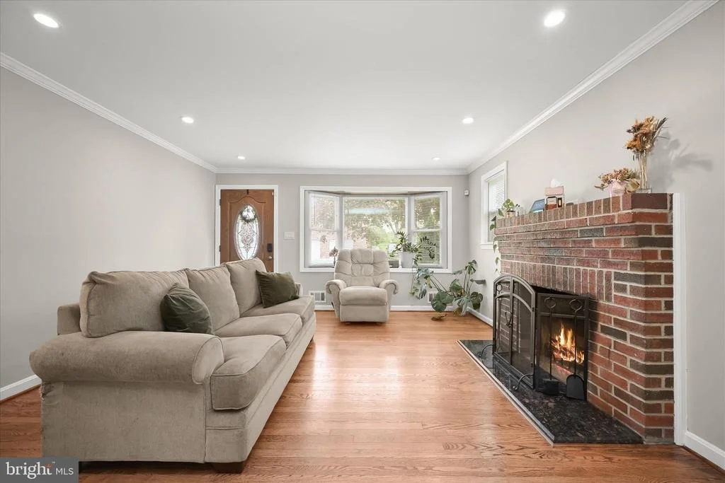 Photo of 7403 LOCUST DRIVE