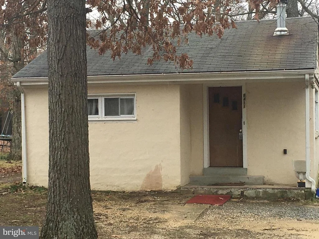 Photo of 8411 BOUNDARY LANE