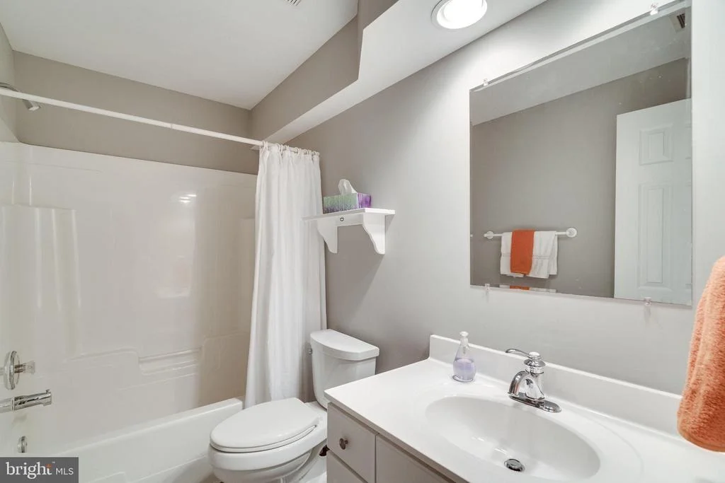 Photo of 9827 FIVE OAKS ROAD