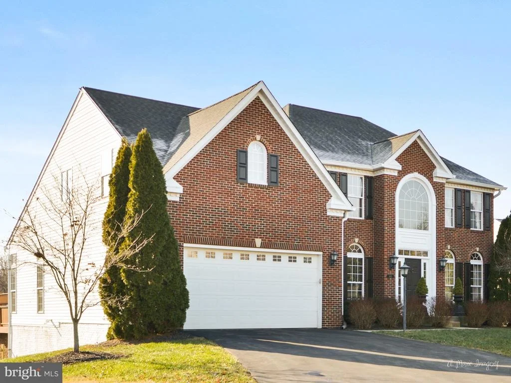 Photo of 1803 BLACK WALNUT COURT