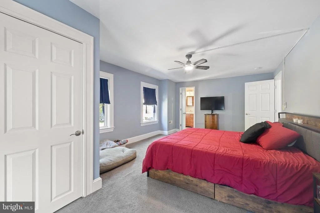 Photo of 3901 W COLD SPRING LANE W
