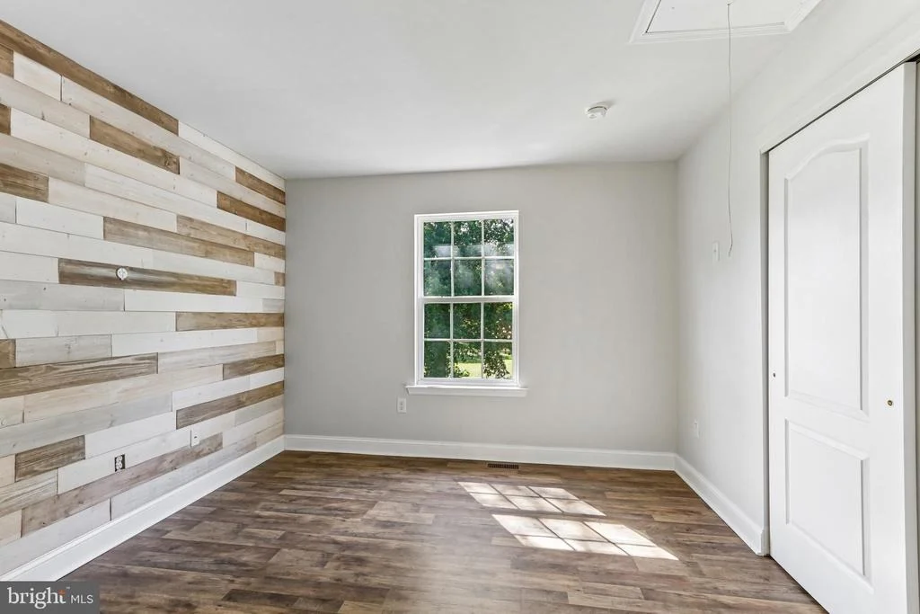 Photo of 7 LONGFELLOW LANE