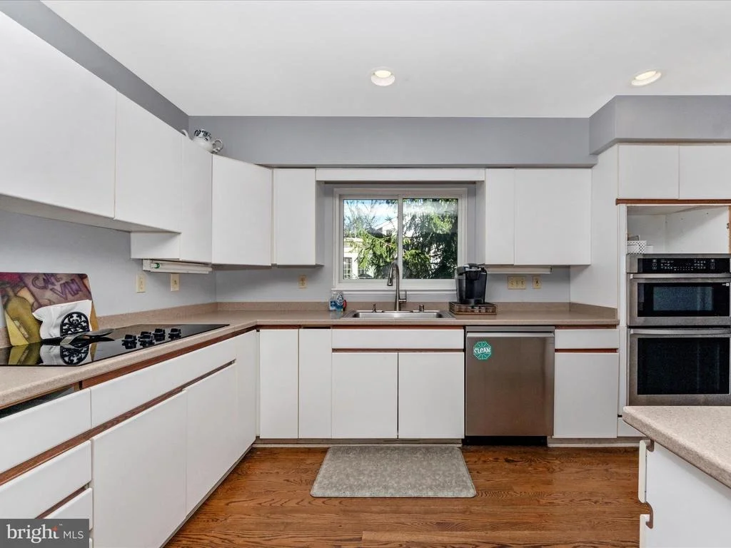 Photo of 6264 AUDUBON DRIVE
