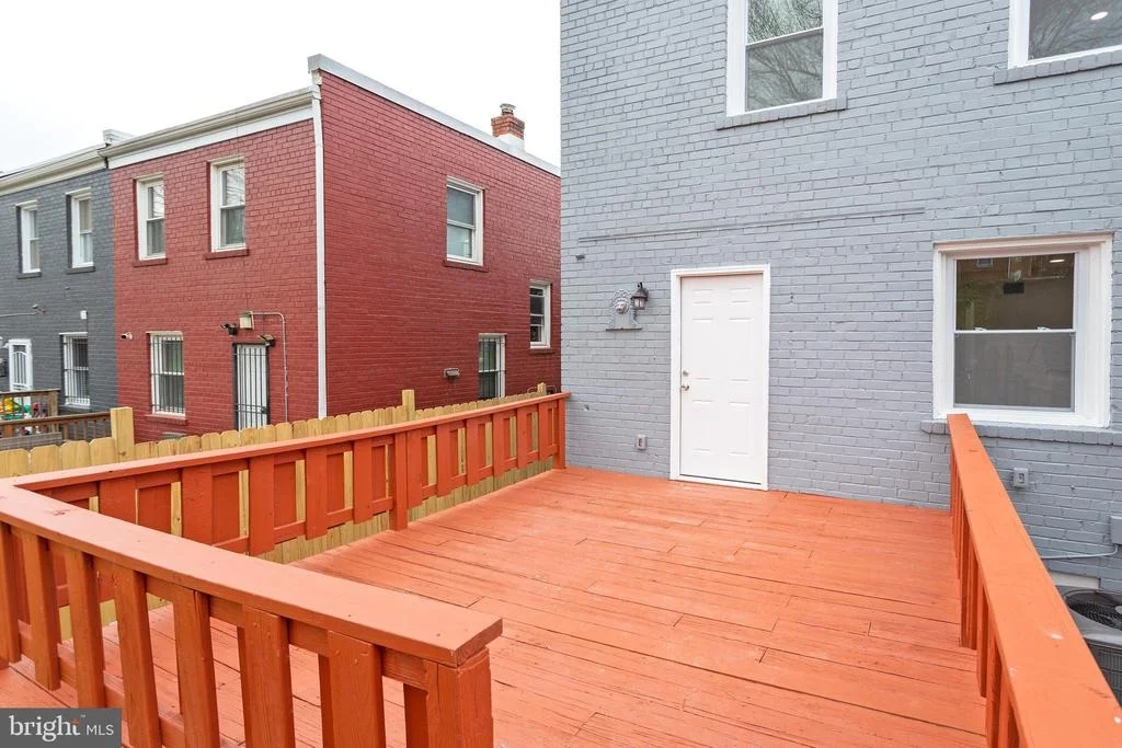 Photo of 4617 HILLSIDE ROAD SE