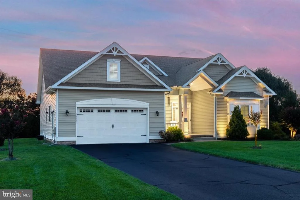 Photo of 24860 MISTLETOE DRIVE