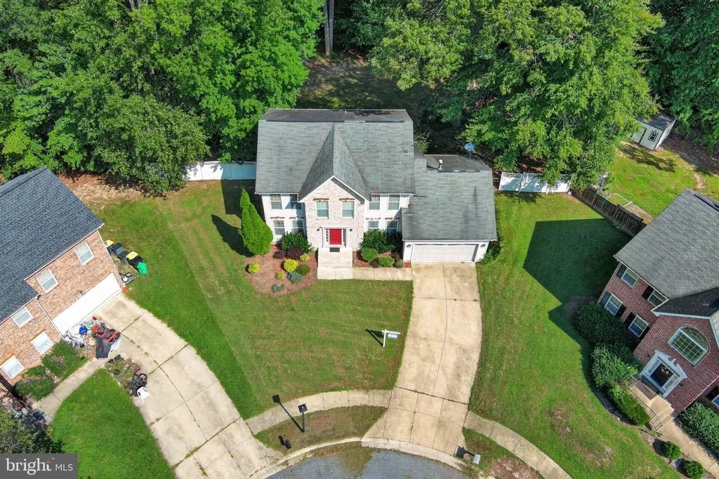Photo of 9109 HELMSLEY DRIVE