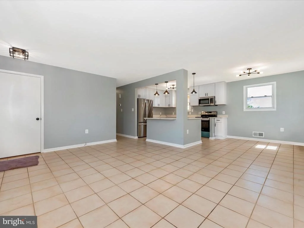 Photo of 15224 GANLEY ROAD