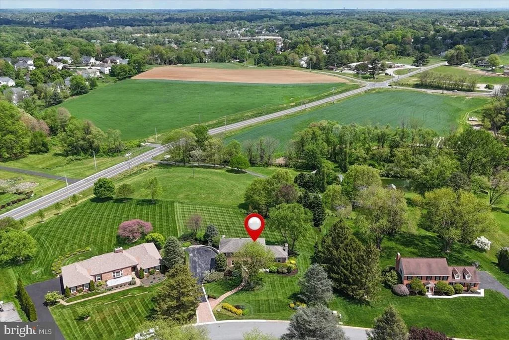 Photo of 57 TENBY CHASE DRIVE