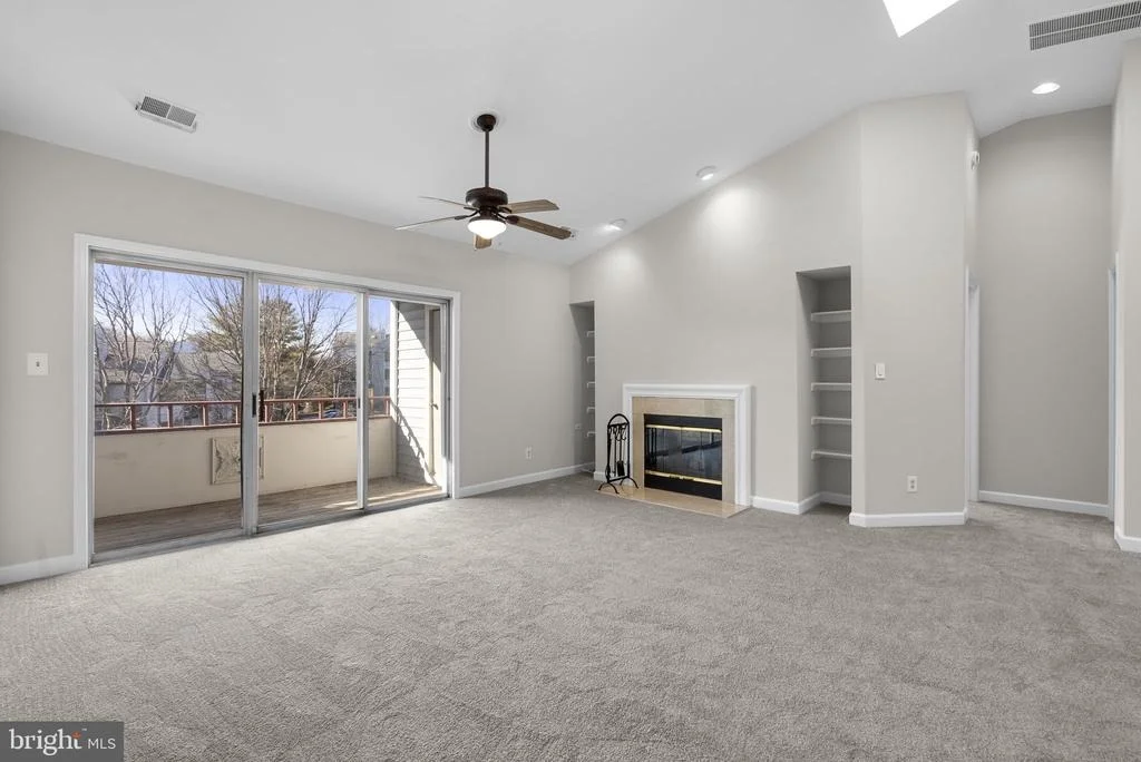 Photo of Unit 31 at 13701 MODRAD WAY