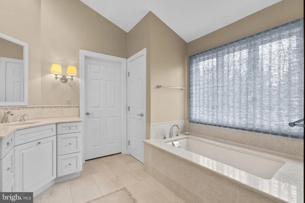 Photo of 17702 GLOBE THEATRE DRIVE