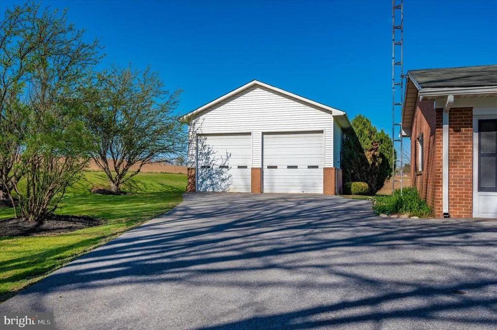 Photo of 10360 OAK HILL ROAD