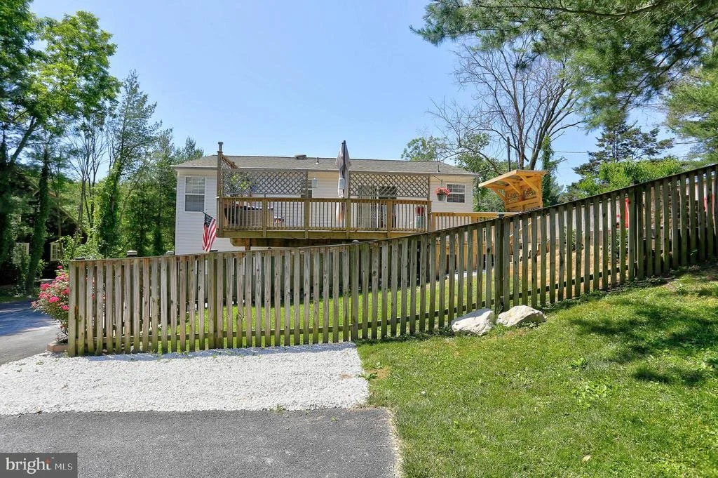 Photo of 2124 FREDERICK