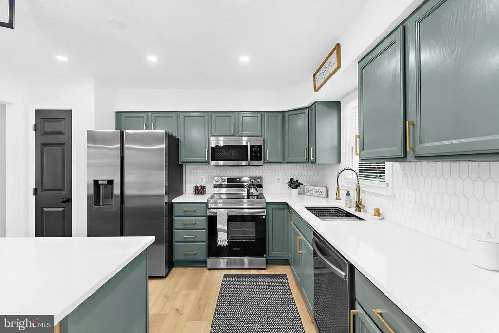 Photo of 774 EVERIST DRIVE