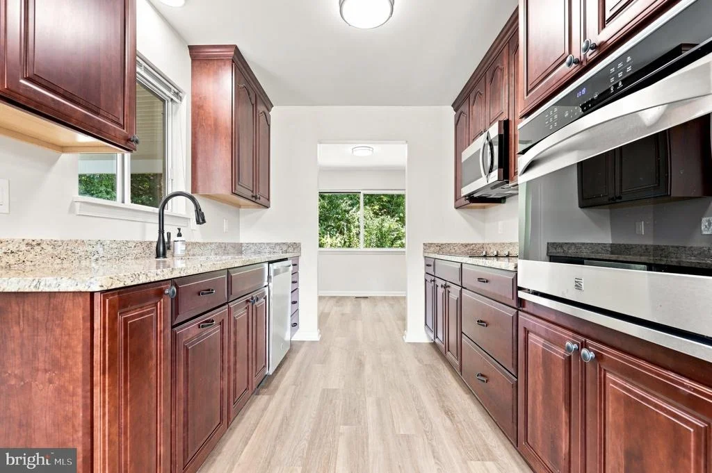 Photo of 3902 SHAKESPEARE WAY