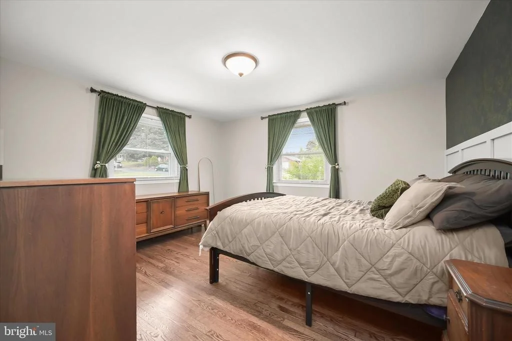 Photo of 7403 LOCUST DRIVE