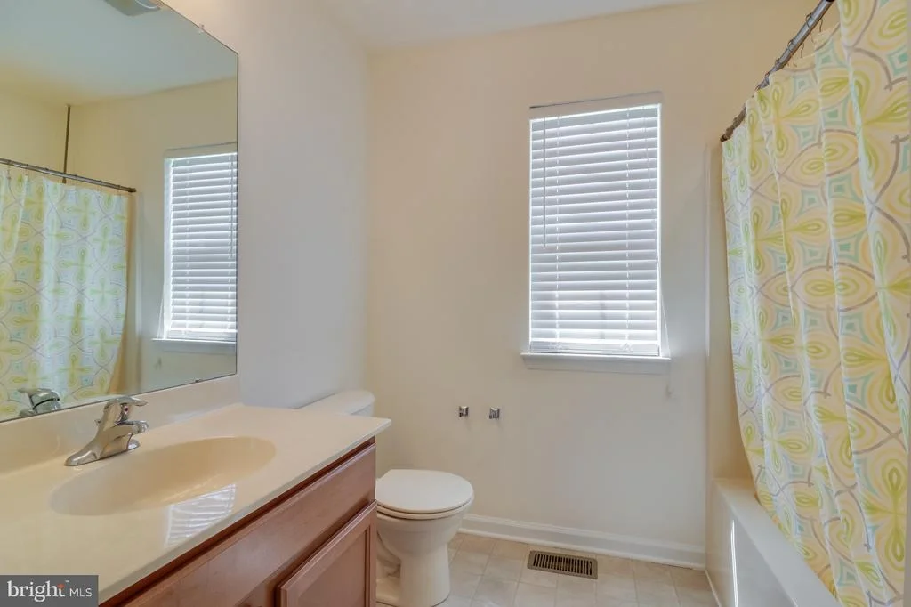 Photo of 252 WILLOWWOOD DRIVE