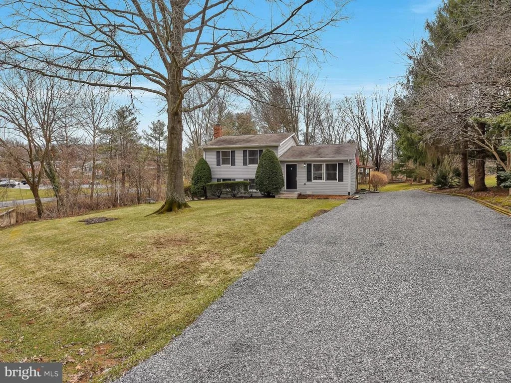 Photo of 7299 BEECHTREE LANE