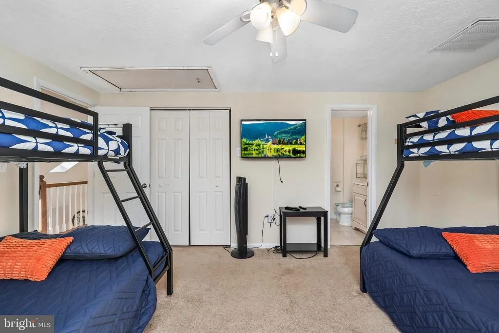 Photo of 11800 DUKES DRIVE