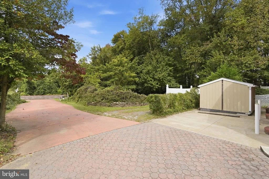 Photo of 6312 OLD DOMINION DRIVE