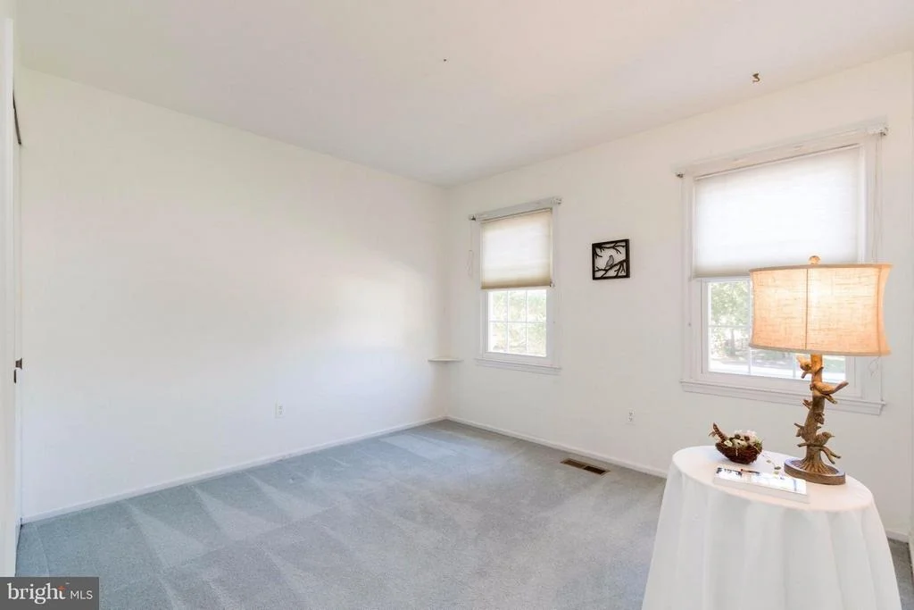 Photo of 9609 PODIUM DRIVE