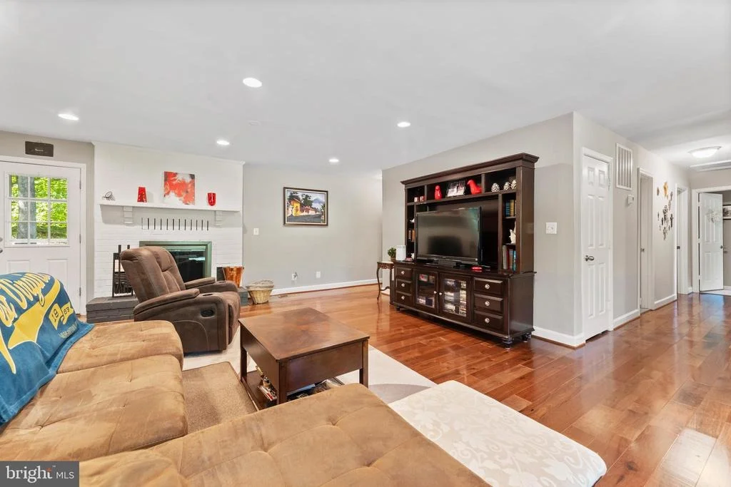 Photo of 34 GREENRIDGE DRIVE