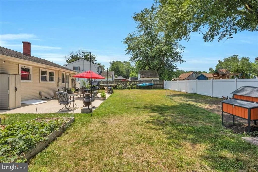 Photo of 15 RADNOR BOULEVARD