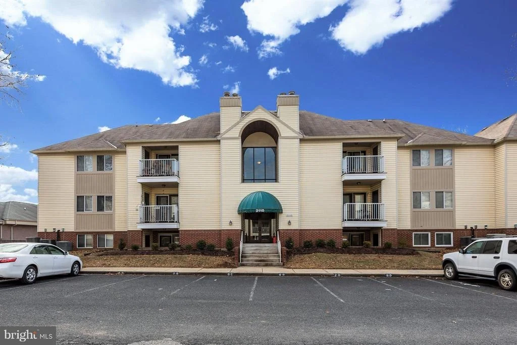 Photo of Unit 2B at 2110 WHITE HALL ROAD