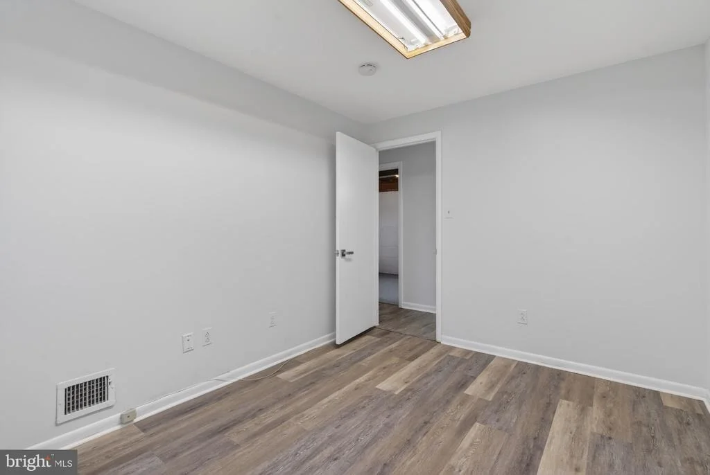 Photo of 6535 OLD CHESTERBROOK ROAD